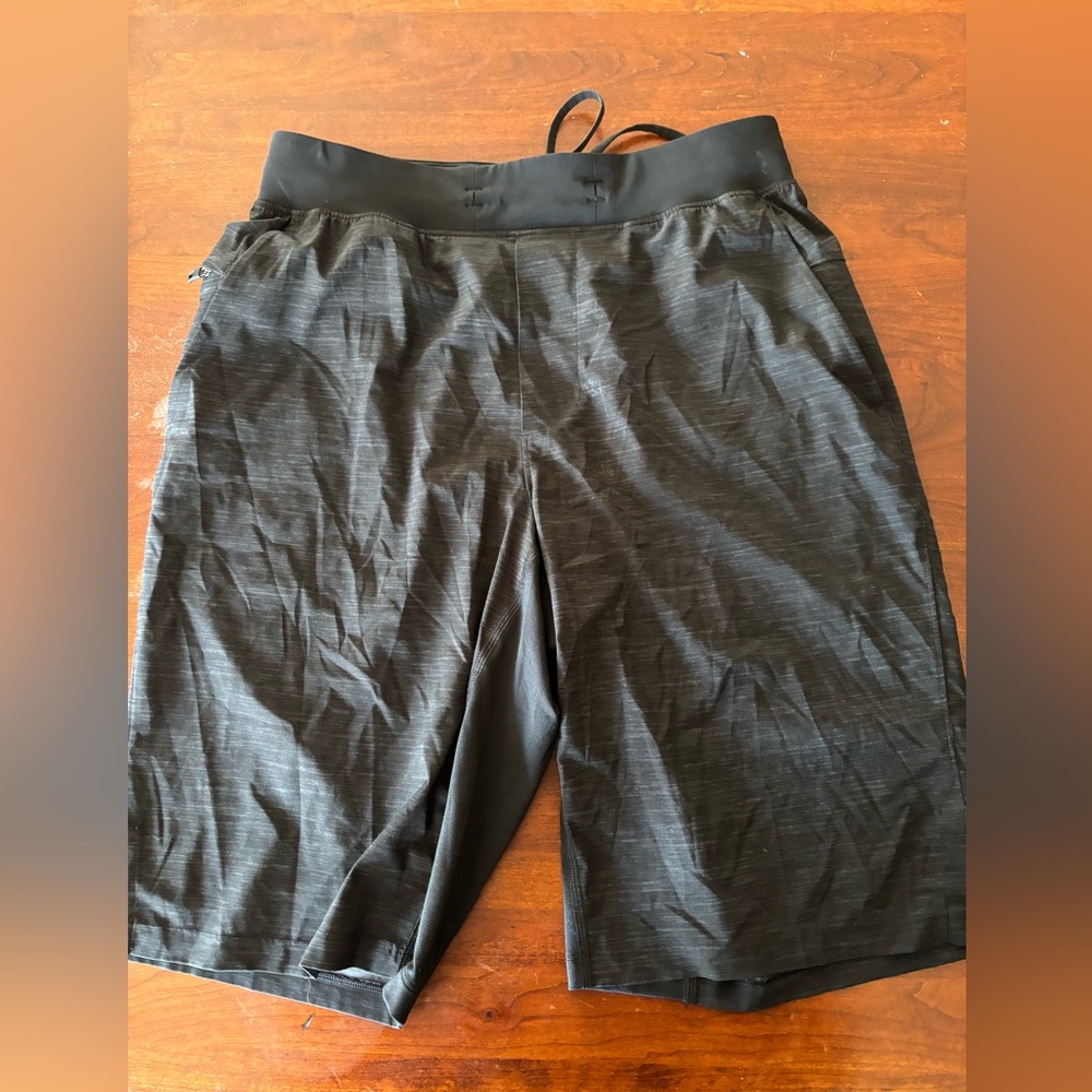 Lululemon Athletica T.H.E linerless 11” black Athletic Shorts